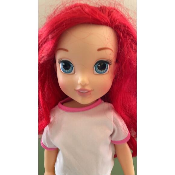Ariel 16" Disney Animator's Collection Toddler Doll Little Mermaid With Clothes - Picture 4 of 5